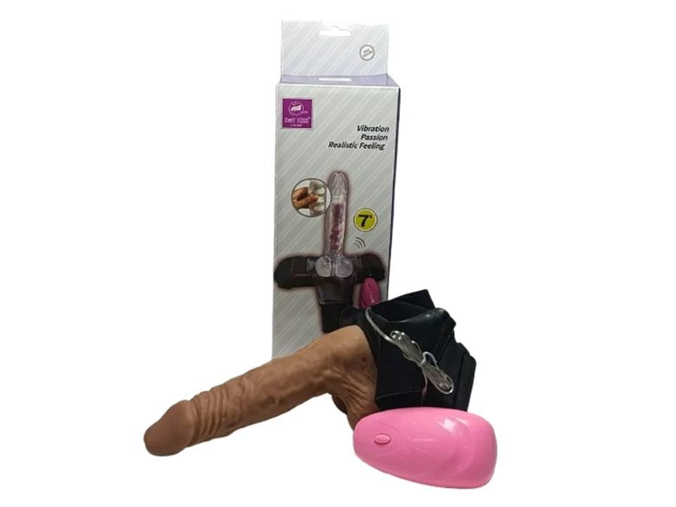 Arnés Cayetano con Dildo Articulado Modelo con Vibración